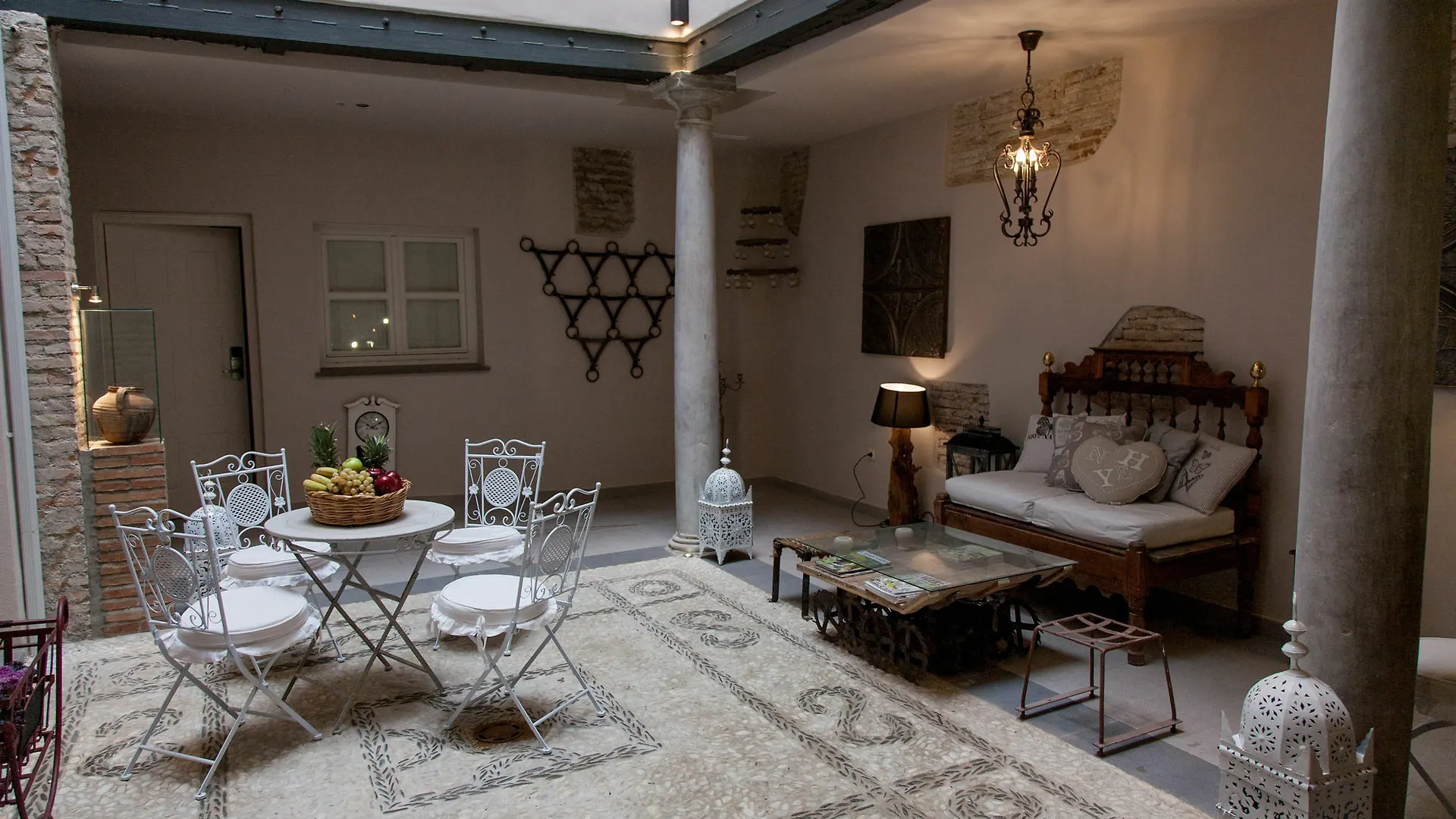 Palacio Almagra Apartment Granada Spain